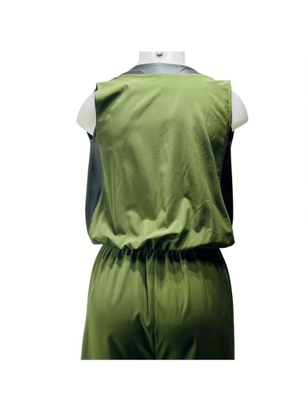 SAVANNAH RAE Sleeveless Olive & Black Jumpsuit With V-Neck - Picture 6 of 13